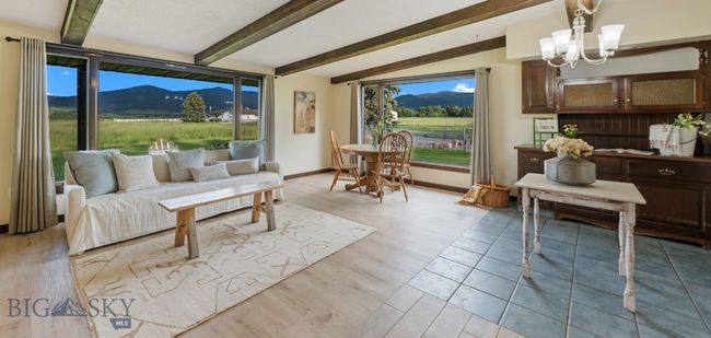 Nice open floorplan | Image 13