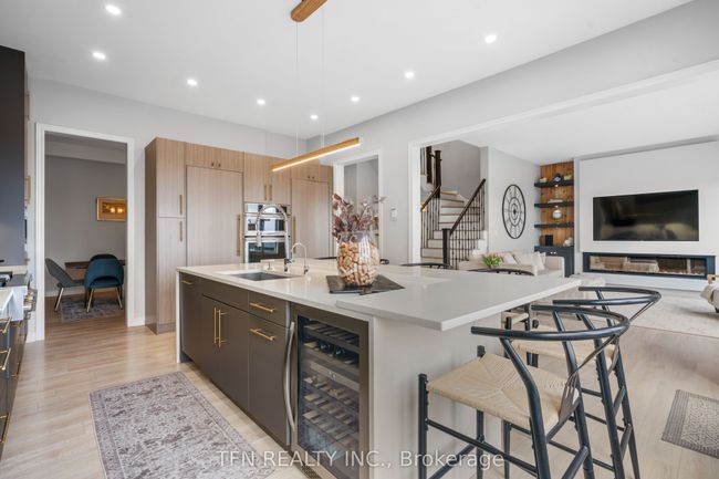 79 Turner Dr, House other with 4 bedrooms, 4 bathrooms and 4 parking in Tottenham ON | Image 12