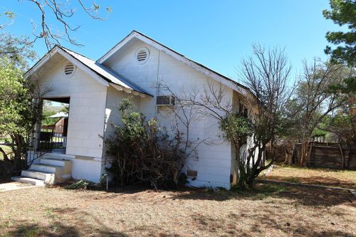 503 E Richard St, Sanderson, TX, 79848 | Card Image