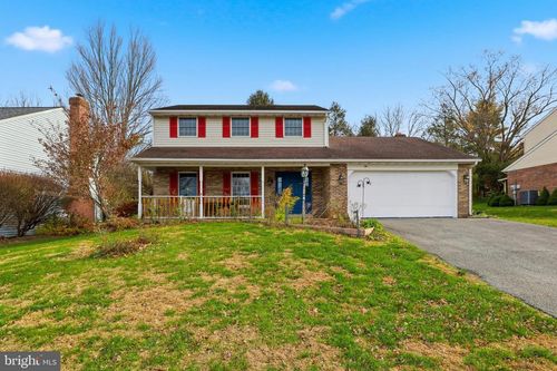 647 Candlewyck Rd, LANCASTER, PA, 17601-2853 | Card Image