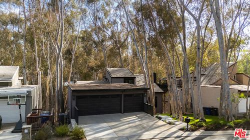 24946 Ravenswood, Lake Forest, CA, 92630-3238 | Card Image