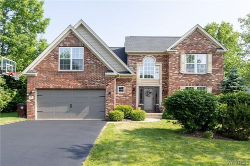 6 Lynchburg Ct, Orchard Park, NY, 14127-2886 | Card Image