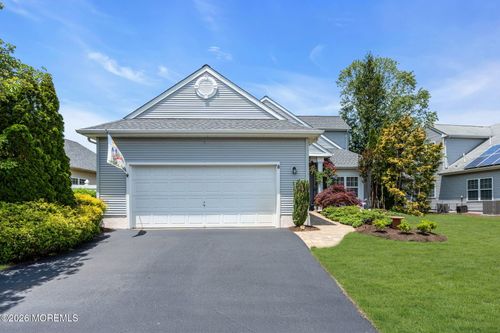 8 Byron Drive, Manchester, NJ, 08759 | Card Image