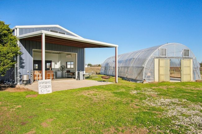 Side by side buddies - the commercial kitchen and the greenhouse. | Image 23