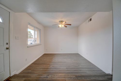 6304 Harper Dr Ne, Albuquerque, NM, 87109-3529 | Card Image