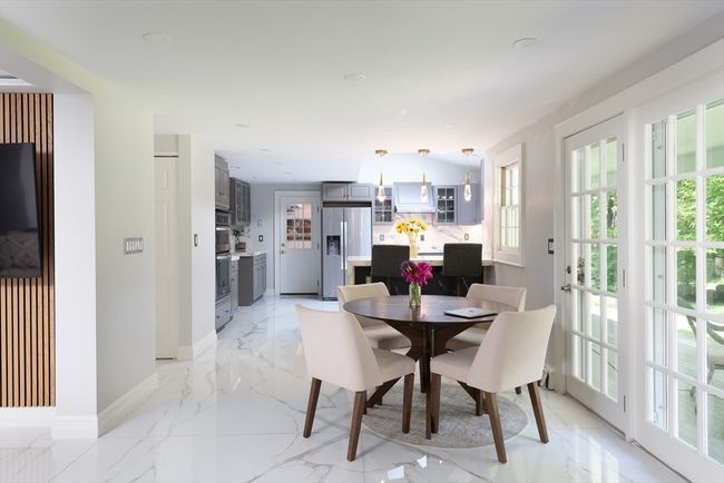 338 Highland St, House other with 4 bedrooms, 4 bathrooms and 6 parking in Weston MA | Image 11