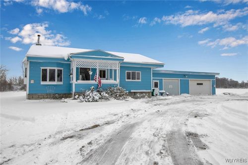 5358 Murphy Rd, Lockport, NY, 14094-9277 | Card Image