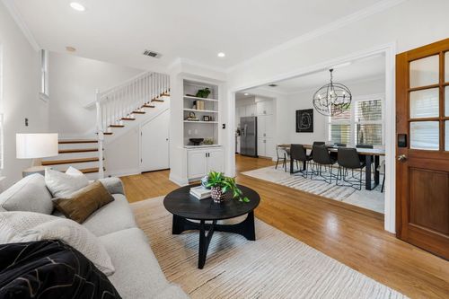 512 E 49th St, Austin, TX, 78751-2604 | Card Image