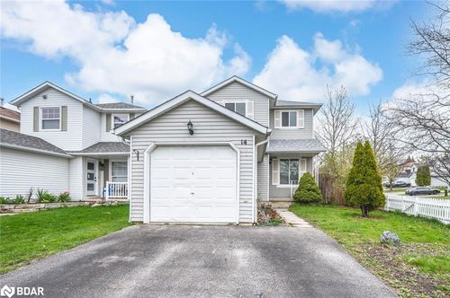 {{alt}} | Card Image