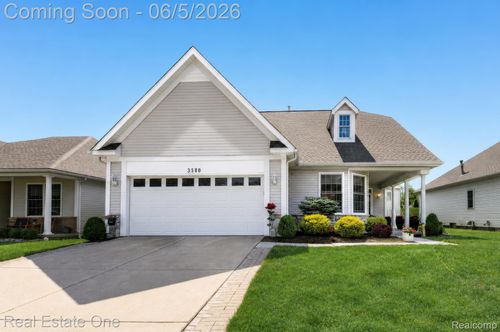 3580 Riverside Dr, Auburn Hills, MI, 48326-4311 | Card Image