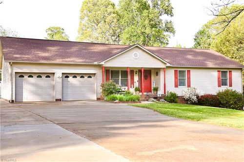 3777 Libertys Run Dr, Sophia, NC, 27350-8763 | Card Image