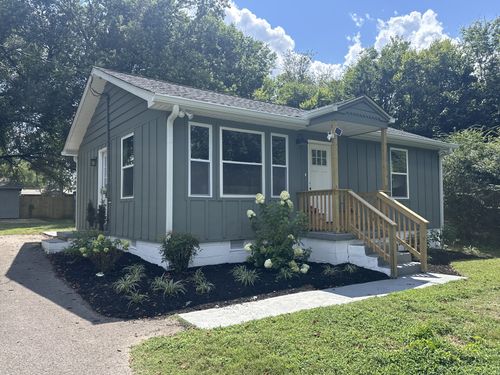 203 Scruggs Ave, Franklin, TN, 37064-6815 | Card Image