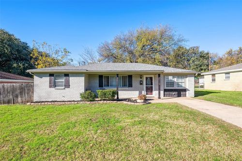 4009 Caribou Trail, Lake Worth, TX, 76135 | Card Image