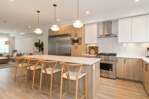 15-17538 100 Ave, Surrey, BC, V4N6X3 | Card Image