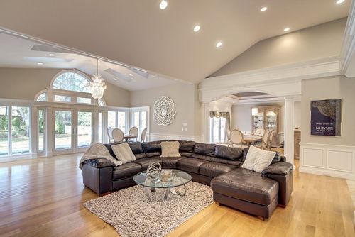 186 Tanglewood Dr, Longmeadow, MA, 01106-1651 | Card Image