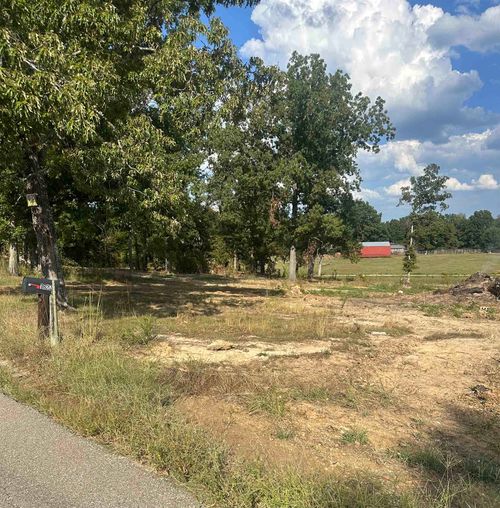1827 Neely Sharp Rd, Adamsville, TN, 38310-4533 | Card Image