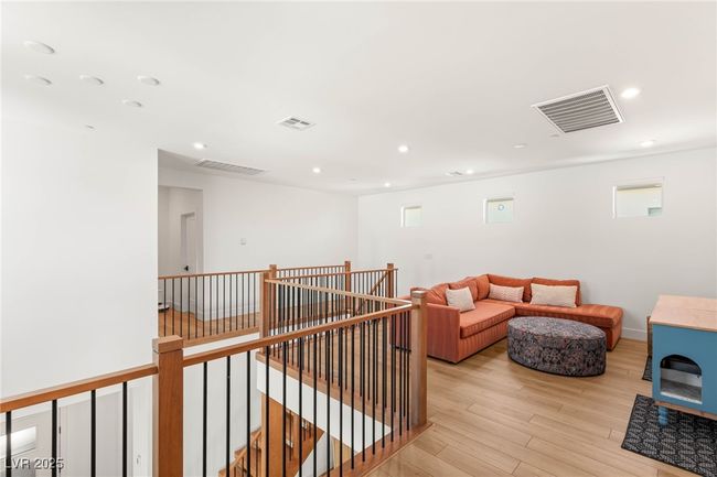 2578 Skylark Trail Street, House other with 4 bedrooms, 4 bathrooms and null parking in Henderson NV | Image 20