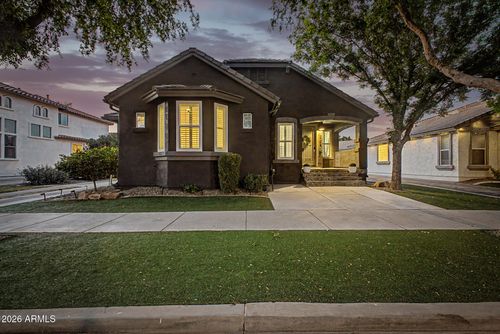 2732 E Tamarisk St, Gilbert, AZ, 85296-8993 | Card Image