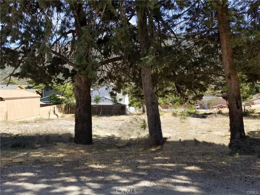 Land in Frazier Park