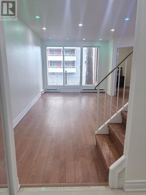 1017-100 Mornelle Court, Toronto (Morningside), ON, M1E4X2 | Card Image