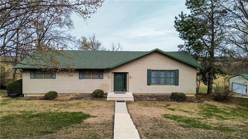 1045 Yale Rd, Mapleton, KS, 66754-9100 | Card Image