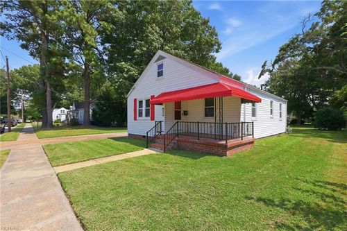 4861 Elmhurst Ave, Norfolk, VA, 23513-2247 | Card Image