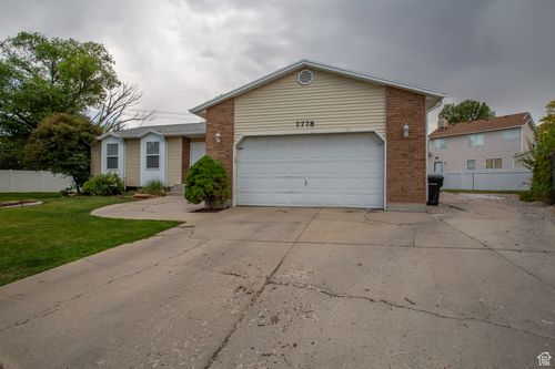 7778 Strawberry Loop, West Jordan, UT, 84084-3779 | Card Image