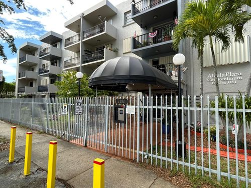 apt-401-3181 Sw 13th St, Miami, FL, 33145-1064 | Card Image