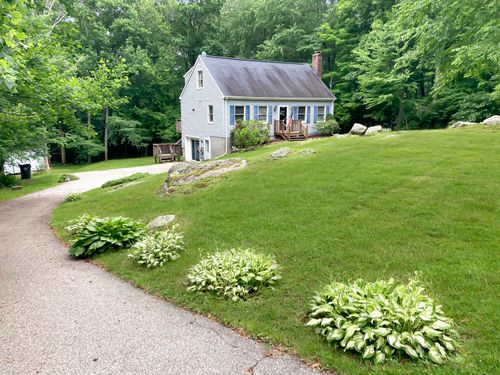 57 Pickerel Lake Rd, Colchester, CT, 06415-2317 | Card Image