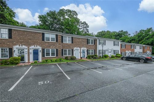apt-50-311 Salisbury St, Kernersville, NC, 27284-2995 | Card Image