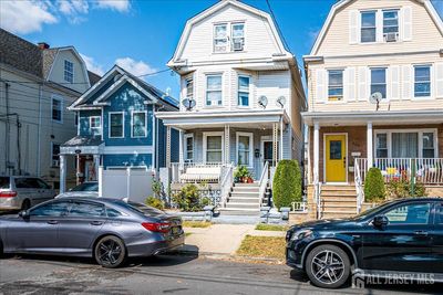 438 Lawrie Street, House other with 5 bedrooms, 4 bathrooms and null parking in Perth Amboy NJ | Image 3