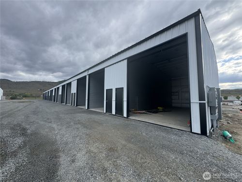 b18-73 E Shop Ave, Chelan, WA, 98816-9709 | Card Image