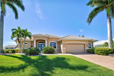 1429 Blue Jay Court, House other with 3 bedrooms, 2 bathrooms and null parking in Punta Gorda FL | Image 1