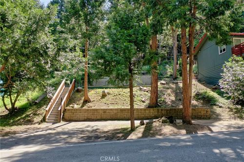 785 Fern Dr, Crestline, CA, 92325-9578 | Card Image
