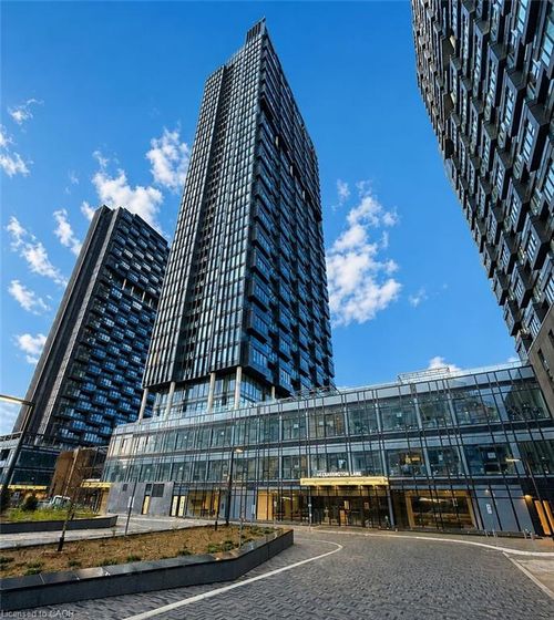 1004-1 Quarrington Lane, North York, ON, M3C0S4 | Card Image