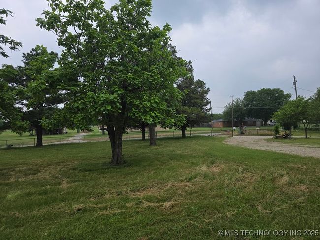 6750 Meridian Rd, House other with 3 bedrooms, 2 bathrooms and null parking in Ardmore OK | Image 25