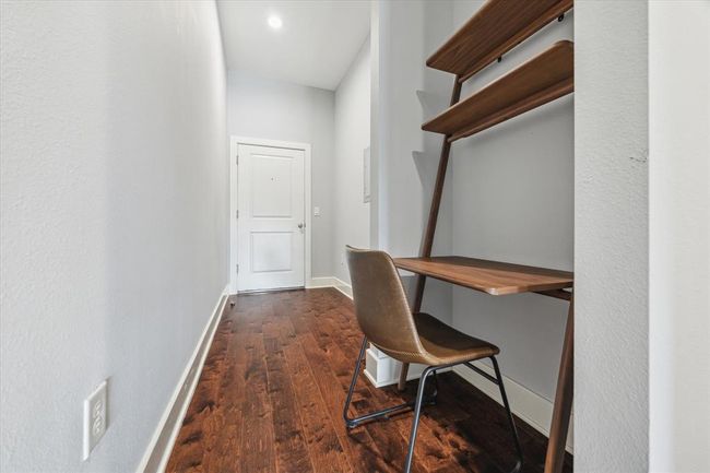 STE-206 - 1011 Studemont St, Condo with 1 bedrooms, 1 bathrooms and 1 parking in Houston TX | Image 6