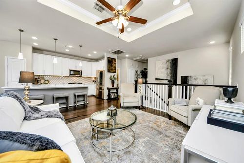 3119 Longleaf Meadows Dr, Houston, TX, 77063-1559 | Card Image