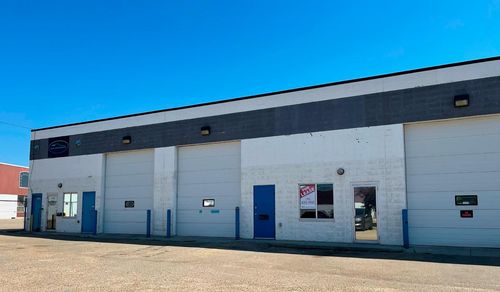 11631 145 St Nw, Edmonton, AB, T5M1V9 | Card Image