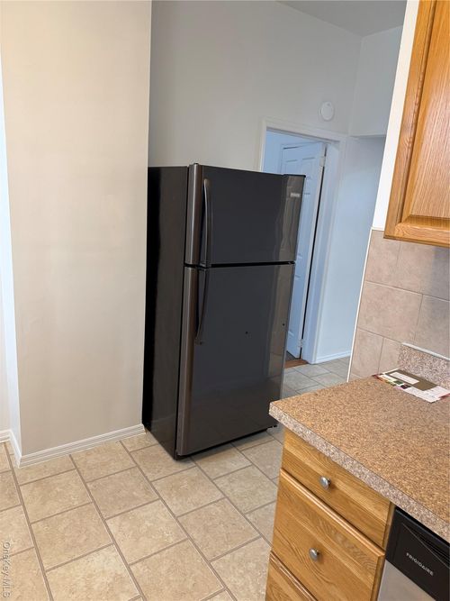 1831 25th Road, New York, NY, 11102 | Card Image