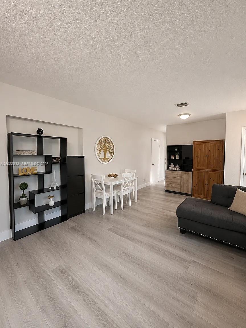 Residential Lease in Miami 4