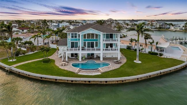 11000 8 Th St E, House other with 4 bedrooms, 5 bathrooms and null parking in Treasure Island FL | Image 72