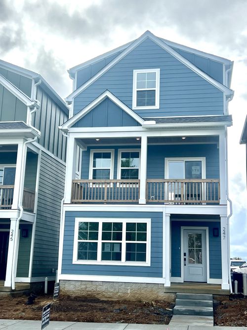 247 Nesbitt Ln, Madison, TN, 37115-2612 | Card Image