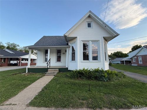 209 W College Ave, Fredericktown, MO, 63645-1459 | Card Image