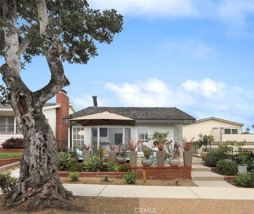 321 Breakers Dr, Corona del Mar, CA, 92625 | Card Image