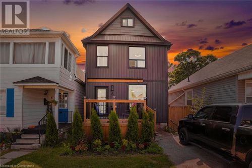 6 Frederick Ave, Hamilton, ON, L8H4K2 | Card Image