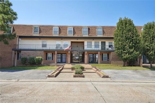 apt-419-3110 Edenborn Ave, Metairie, LA, 70002-4777 | Card Image