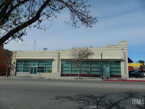 1124 Baker, Bakersfield, CA, 93305 | Card Image