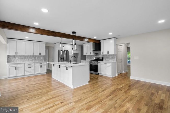 13813 Rippling Brook Dr, House other with 7 bedrooms, 6 bathrooms and null parking in SILVER SPRING MD | Image 12