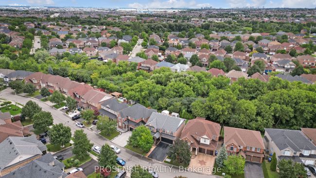 147 Whitwell Dr, House other with 6 bedrooms, 4 bathrooms and 4 parking in Brampton ON | Image 45